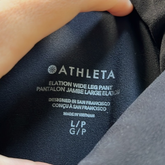 Athleta ELATION WIDE LEG PANT size large in black - Picture 2 of 4